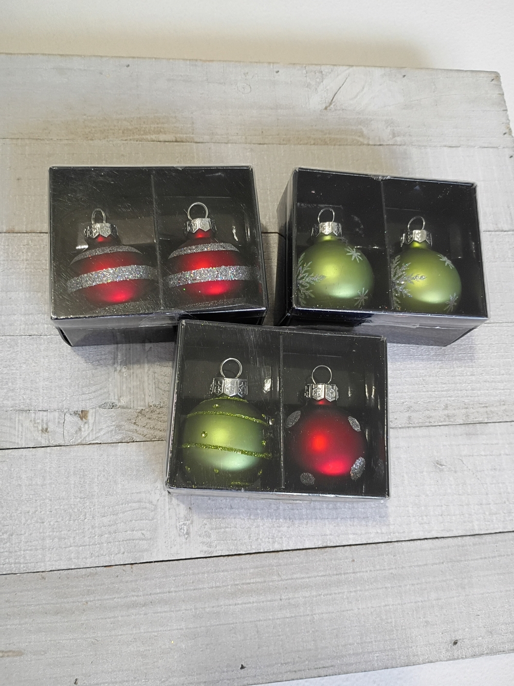Lot of 6 Michaels Christmas Ornament Place Card Holders Red Silver Snowflakes